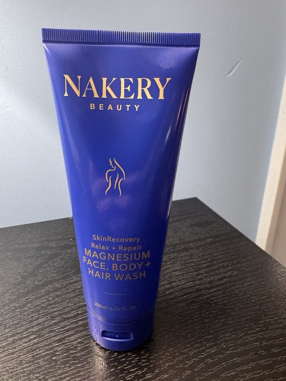 Nakery Beauty Magnesium Face Body Hair Wash 6.76oz NEW Skin Recovery Cleanser